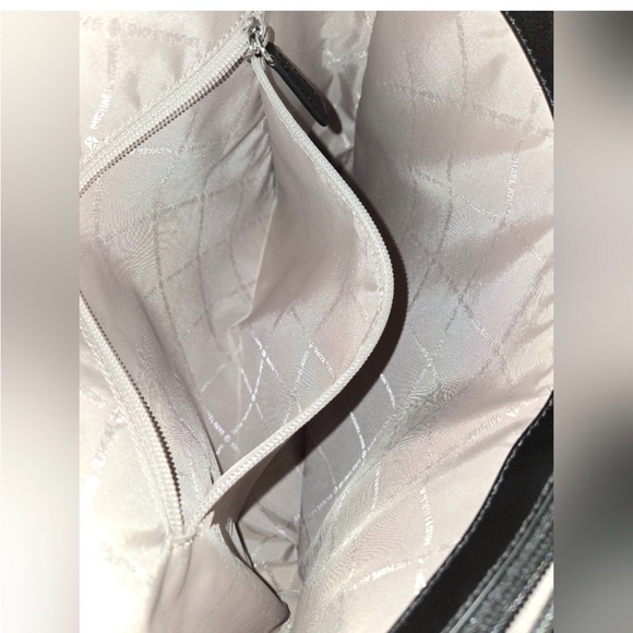 Michael Kors Monochrome Women's Tote, NWT - Picture 12 of 15